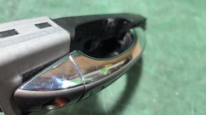 Ручка двери передняя внешняя правая R AUDI A6 C7 AUDI A6 4H0837206B