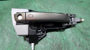 Ручка двери передняя внешняя правая R AUDI A6 C7 AUDI A6 4H0837206B
