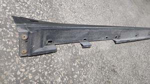 Накладка порога внешняя правая R LEXUS RX300 LEXUS RX300 75850-48040