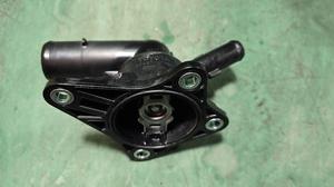 Патрубок (термостат) системы охлаждения V35A-FTS TLC300 TOYOTA Land Cruiser 300 16031-70010