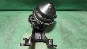 Кронштейн крепления (подушка) двигателя левый L V35A-FTS TLC300 TOYOTA Land Cruiser 300 12362-70022