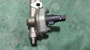 Топливная рампа правая R V35A-FTS LEXUS LX600 LEXUS LX600 23807-70090