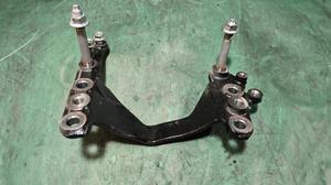Кронштейн генератора V35A-FTS TLC300 TOYOTA Land Cruiser 300 12501-70030