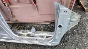 Порог правый со стойками R G8 TOYOTA Hilux 61401-KK900