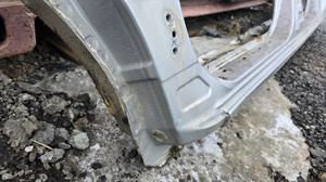 Порог левый со стойками L G8 TOYOTA Hilux 61402-KK900