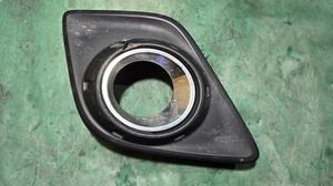 Оправа противотуманной фары L G8 TOYOTA Hilux 52128-0K170
