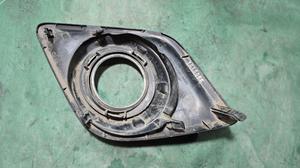 Оправа противотуманной фары L G8 TOYOTA Hilux 52128-0K170