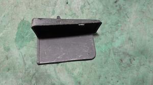 Кронштейн (брызговик) правый R LEXUS RX300 LEXUS RX300 75865-48040
