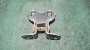 Петля двери передней левой L нижняя G8 TOYOTA Hilux 68740-02100