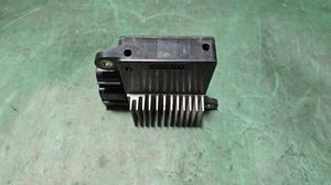 Блок управления вентилятором охлаждения LEXUS RX300 LEXUS RX300 89257-26020
