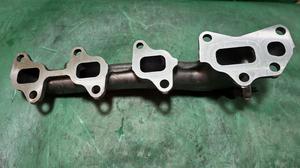 Коллектор выпускной правый R 1VD-FTV TLC VDJ76  17141-51020