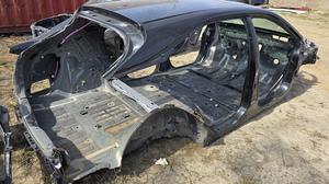 Кузовные элементы кузова LEXUS RX300 LEXUS RX300 63111-48300