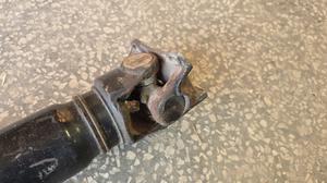 Вал карданный задний АКПП G8 TOYOTA HiluxTOYOTA Hilux 37100-0KR30