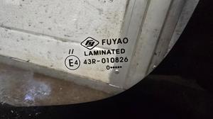 Стекло кабины переднее (лобовое) L200/5 MITSUBISHI L200 6102B429