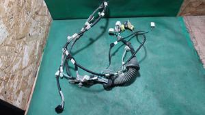 Проводка двери передней правой R G8 TOYOTA Hilux 82151-KK760