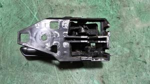Ручка двери внутренняя левая L G8 TOYOTA Hilux 69206-0K090-C1
