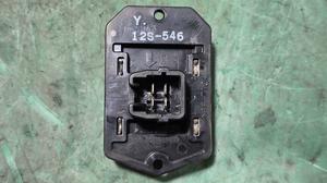 Резистор отопителя МКПП G8 TOYOTA Hilux 87138-0K350