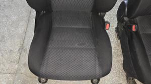 Сиденья передние G8 TOYOTA Hilux 72020-0K060