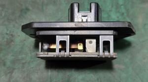 Резистор отопителя МКПП G8 TOYOTA Hilux 87138-0K350
