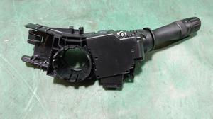 Подрулевой переключатель левый L G8 TOYOTA Hilux 84140-0K630