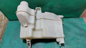 Бачок омывателя G8 TOYOTA Hilux 85315-71040