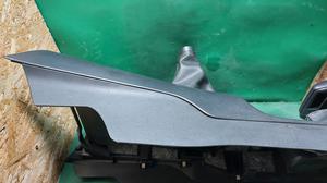 Консоль салона центральная МКПП G8 TOYOTA Hilux 58810-KK130-C0