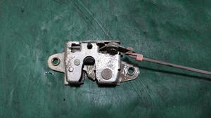 Замок борта правый R G8 TOYOTA Hilux 65780-0K010