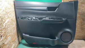 Обшивка двери передняя левая L G8 TOYOTA Hilux 67620-0KA90-C0
