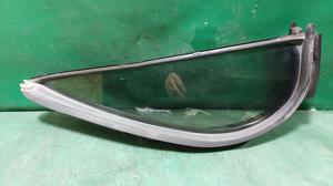Форточка двери задней левой L G8 TOYOTA Hilux 68124-0K230