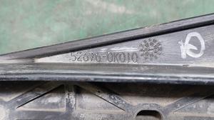 Суппорт бампера переднего левый L G8 TOYOTA Hilux 52676-0K010