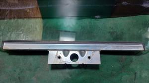 Стекло двери задней правой R Нива Тревел LADA Нива Тревел 21230-6203210-05