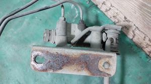 Клапан тормозной системы Нива Тревел LADA Нива Тревел None