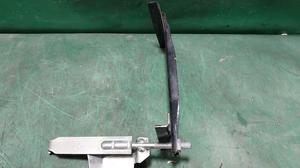 Кронштейн аккумулятора Нива Тревел LADA Нива Тревел None