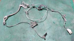 Датчик ABS передний правый R G8 TOYOTA Hilux 89542-0K060