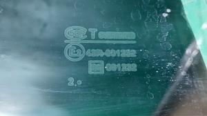 Стекло двери задней правой R Нива Тревел LADA Нива Тревел 21230-6203210-05