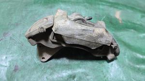 Суппорт передний левый L Нива Тревел LADA Нива Тревел None