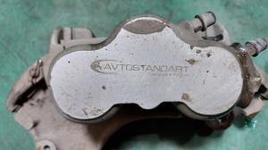 Суппорт передний правый R Нива Тревел LADA Нива Тревел 21214-3501012-10