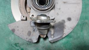 Кулак поворотный в сборе правый R Нива Тревел LADA Нива Тревел 21230-3001014-00