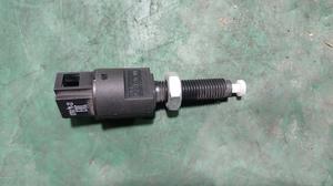 Концевик педали сцепления Нива Тревел LADA Нива Тревел 21214-3720020-02