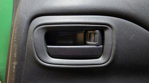 Обшивка двери задняя правая R L200/5 MITSUBISHI L200 None