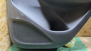 Обшивка двери задняя правая R L200/5 MITSUBISHI L200 None