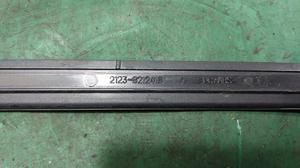 Молдинг крыши правый R Нива Тревел LADA Нива Тревел None