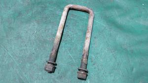 Стремянка крепления рессоры G8 TOYOTA Hilux 90117-T0006