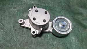 Натяжитель ремня 1GD-FTV TLC Prado150