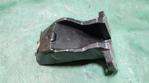 Кронштейн опоры двигателя 1GD-FTV левый L TLC Prado250 TOYOTA Land Cruiser Prado 250 12315-35050