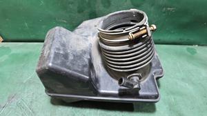 Резонатор воздушного фильтра CAMRY V40 TOYOTA Camry 17881-31140