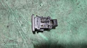 Кнопка омывателя фар CAMRY V40 TOYOTA Camry 84150-33050