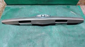 Накладка крышки багажника CAMRY V40 TOYOTA Camry 76811-33170
