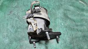 Кронштейн крепления (опора двигателя) передний 2GR-FE CAMRY V40 TOYOTA Camry 12360-31010