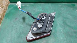 Фонарь задний внутренний левый L CAMRY V40 TOYOTA Camry 81591-33130